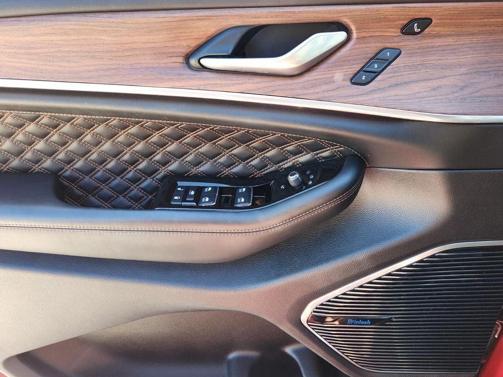 used 2022 Jeep Grand Cherokee car, priced at $36,995