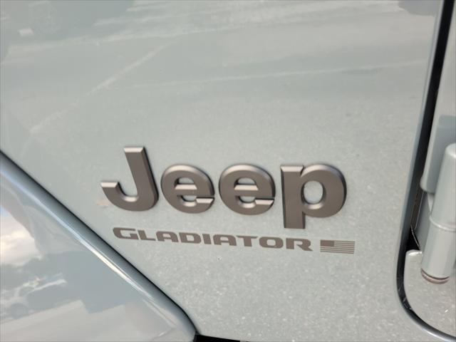 new 2024 Jeep Gladiator car, priced at $48,047