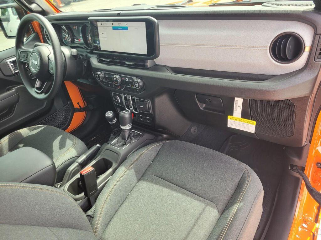 new 2025 Jeep Wrangler car, priced at $38,340