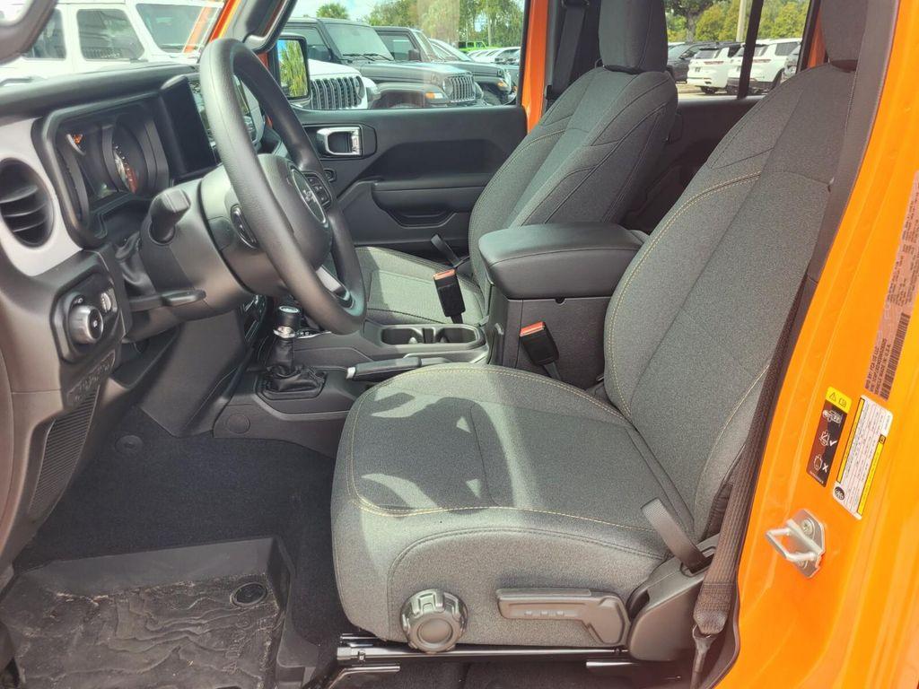 new 2025 Jeep Wrangler car, priced at $38,340