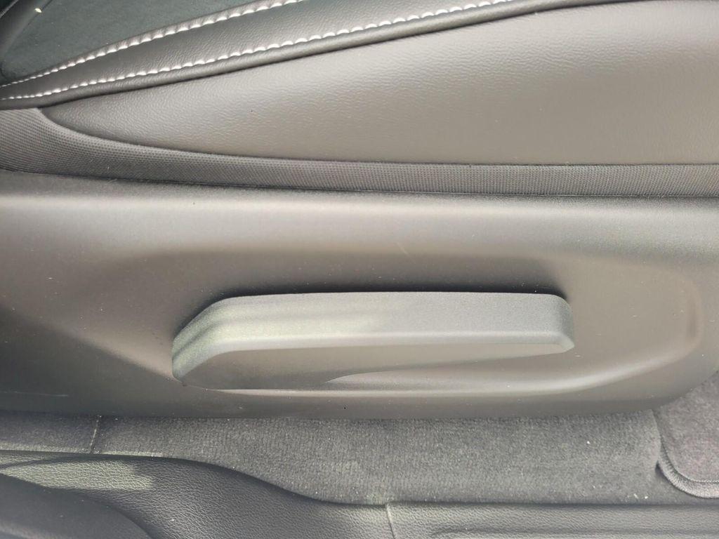 new 2025 Jeep Grand Cherokee L car, priced at $43,127