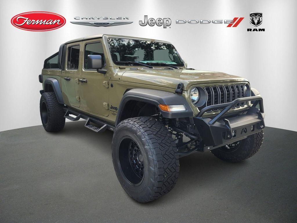 new 2025 Jeep Gladiator car, priced at $55,186