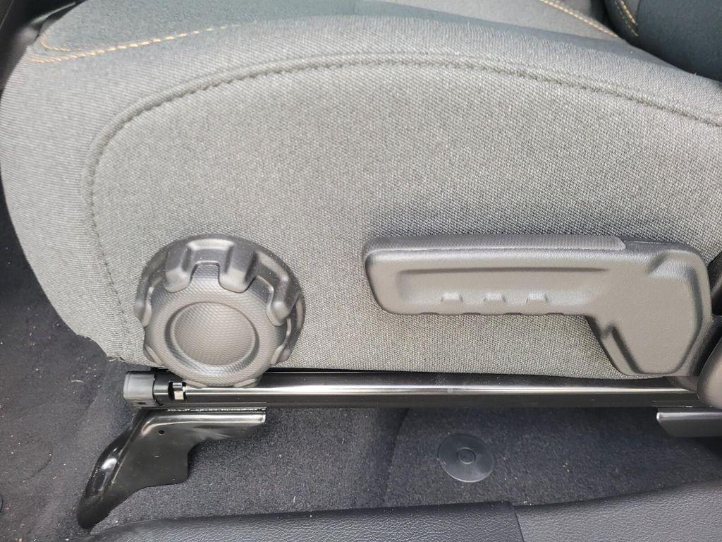 new 2025 Jeep Gladiator car, priced at $55,186