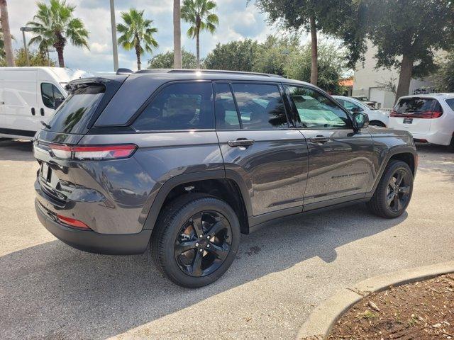 new 2025 Jeep Grand Cherokee car, priced at $45,706