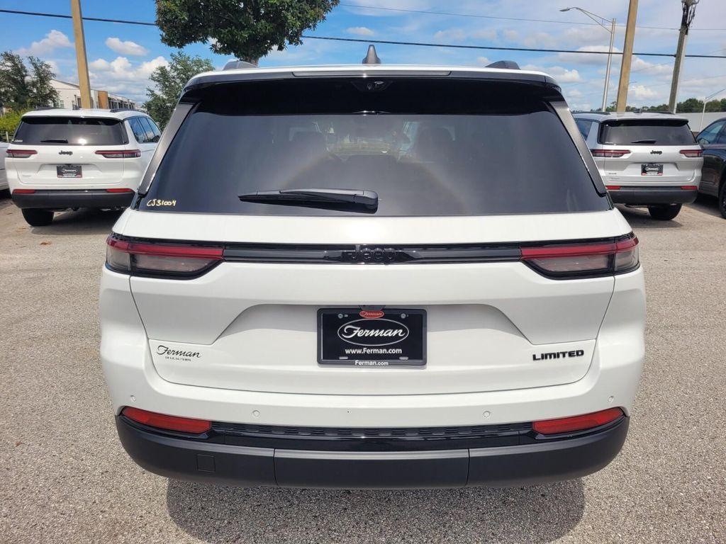 new 2025 Jeep Grand Cherokee car, priced at $43,999