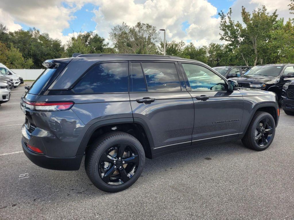 new 2025 Jeep Grand Cherokee car, priced at $45,416