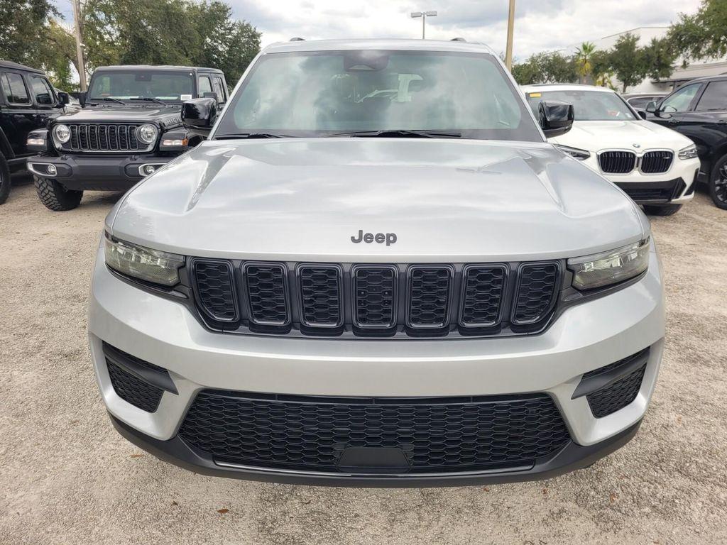 new 2025 Jeep Grand Cherokee car, priced at $40,691