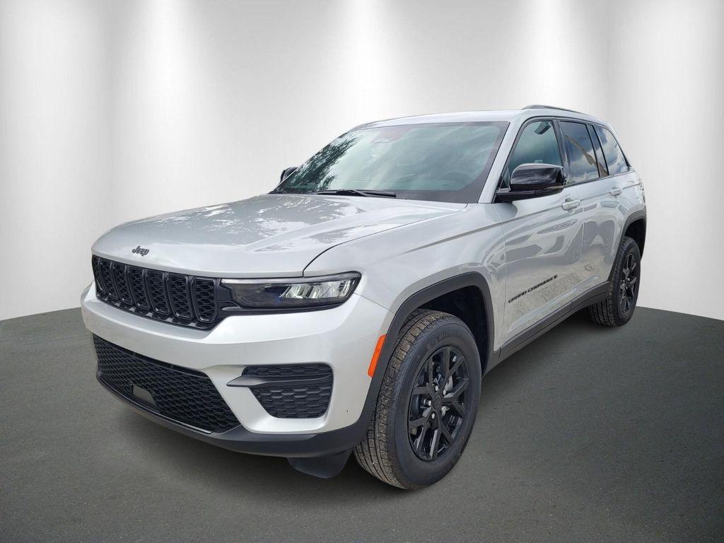 new 2025 Jeep Grand Cherokee car, priced at $40,691