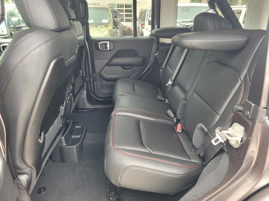 new 2025 Jeep Wrangler car, priced at $56,475