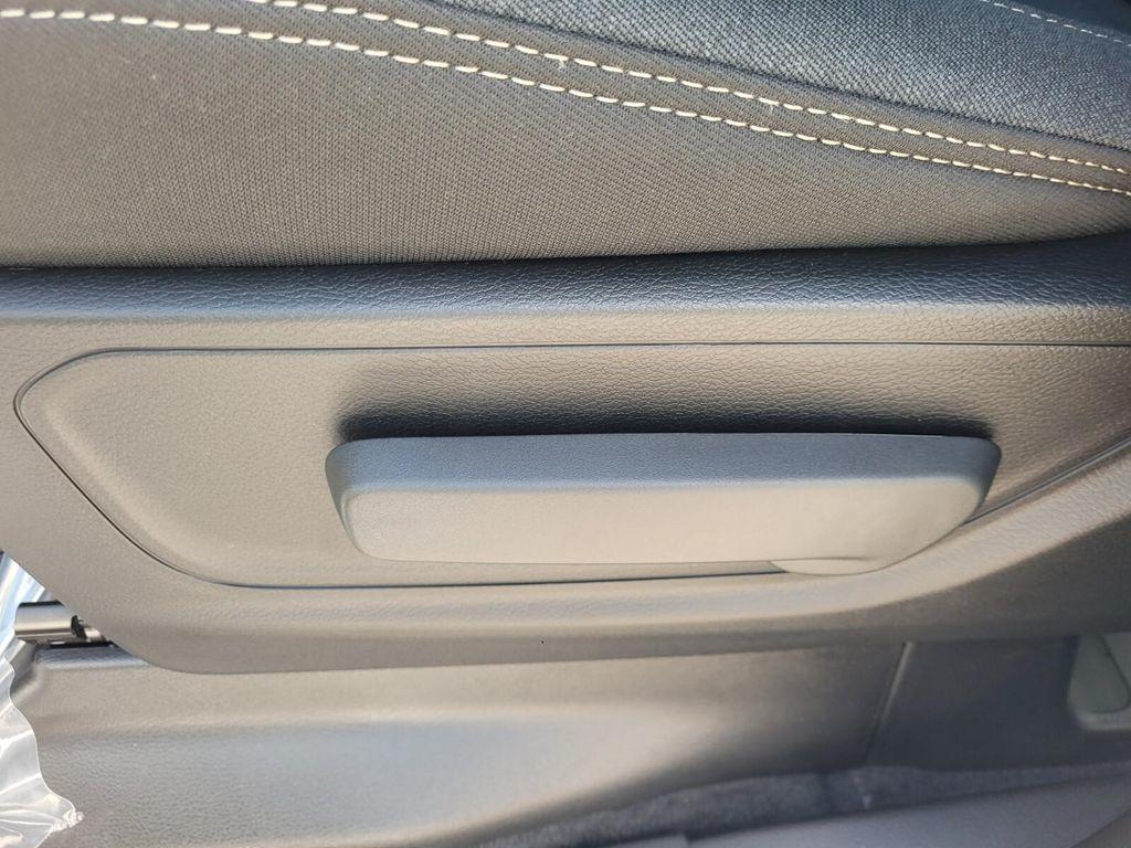 new 2025 Ram 1500 car, priced at $45,501