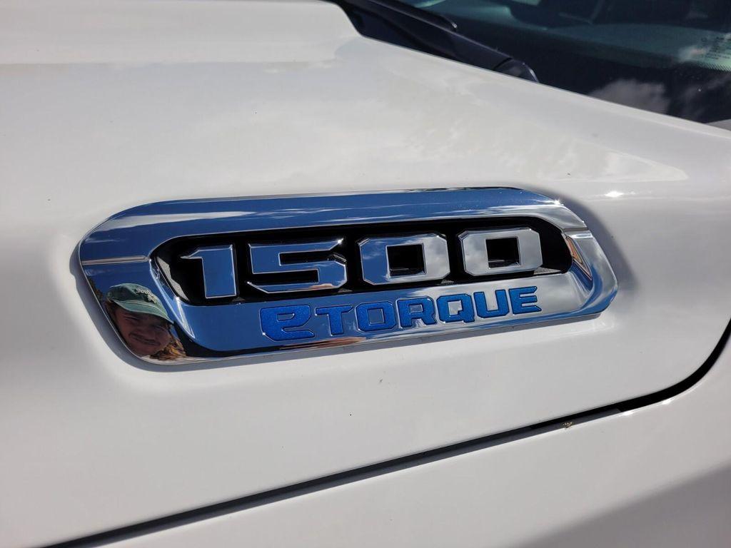 new 2025 Ram 1500 car, priced at $45,501