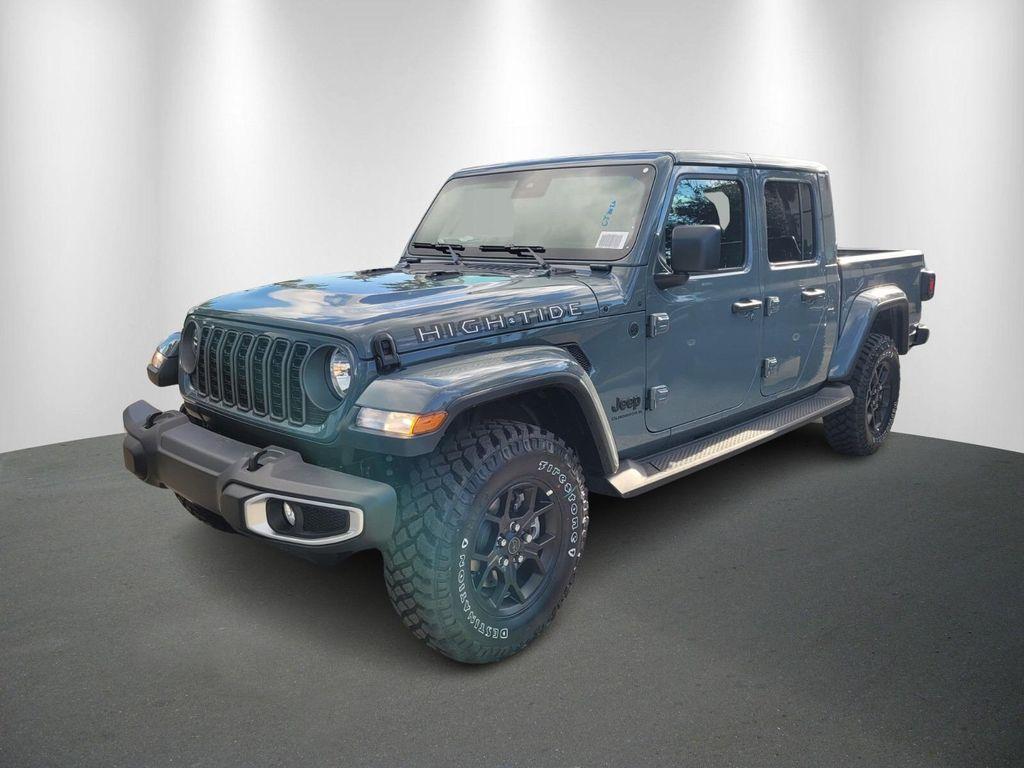 new 2025 Jeep Gladiator car, priced at $43,001