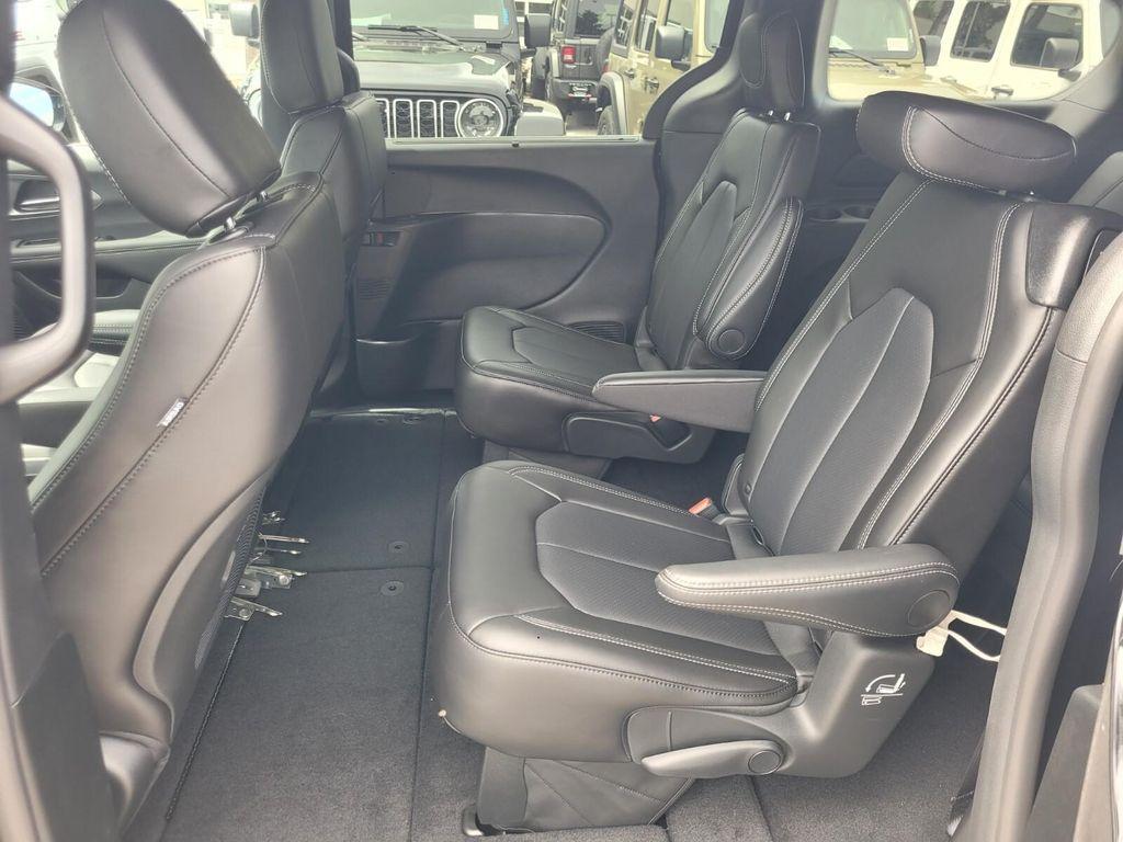 new 2026 Chrysler Pacifica car, priced at $38,081
