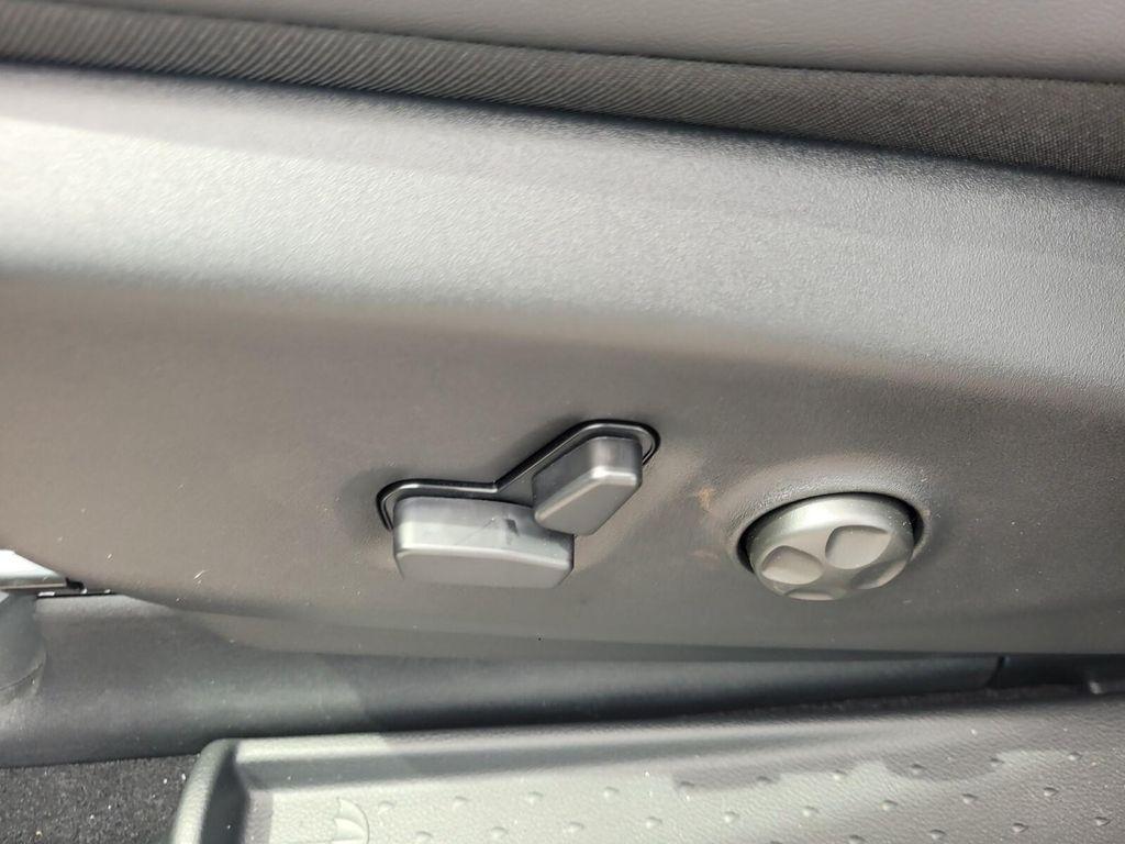 new 2026 Chrysler Pacifica car, priced at $38,081