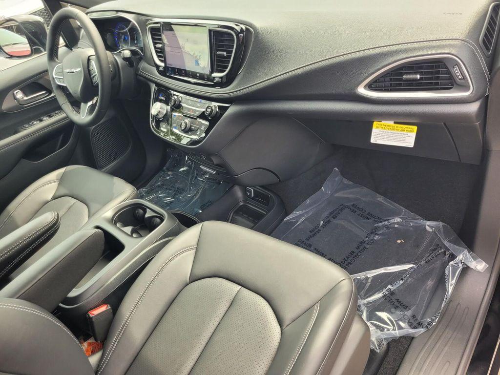 new 2026 Chrysler Pacifica car, priced at $38,081