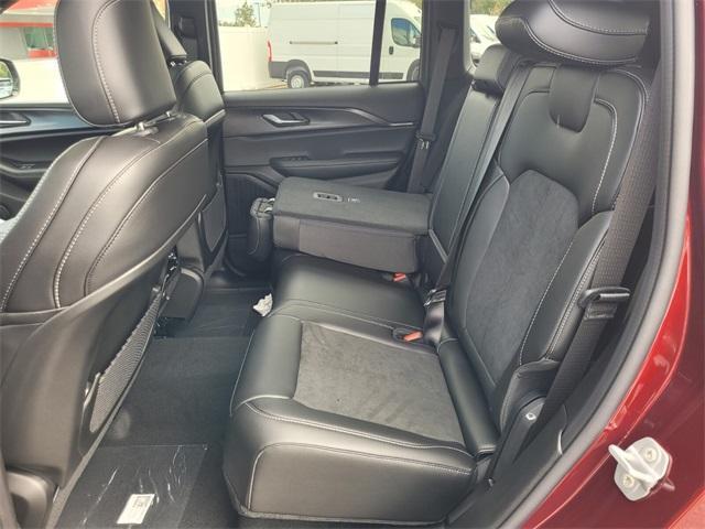 new 2025 Jeep Grand Cherokee car, priced at $42,611