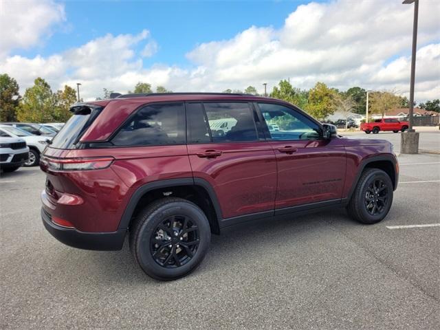 new 2025 Jeep Grand Cherokee car, priced at $42,611