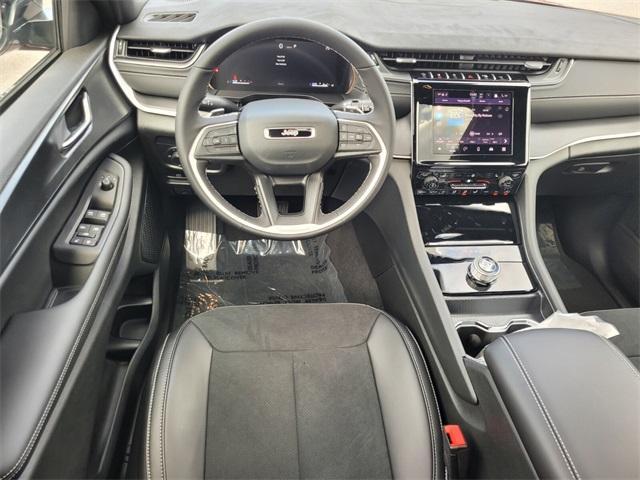 new 2025 Jeep Grand Cherokee car, priced at $42,611