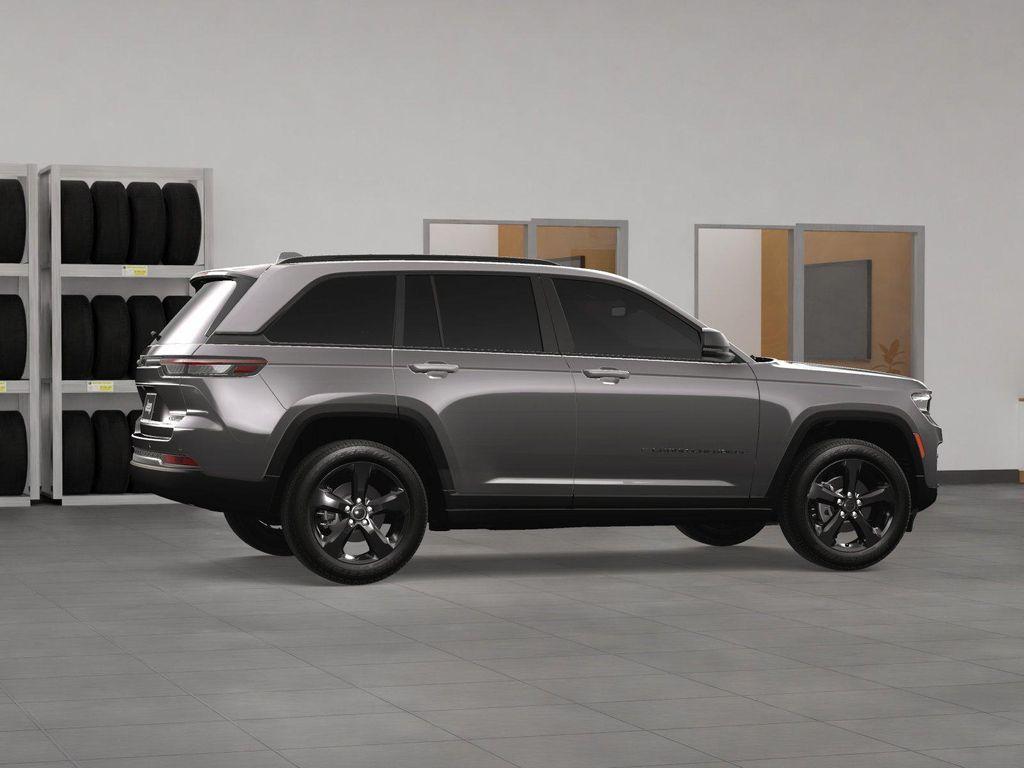 new 2025 Jeep Grand Cherokee car, priced at $40,993