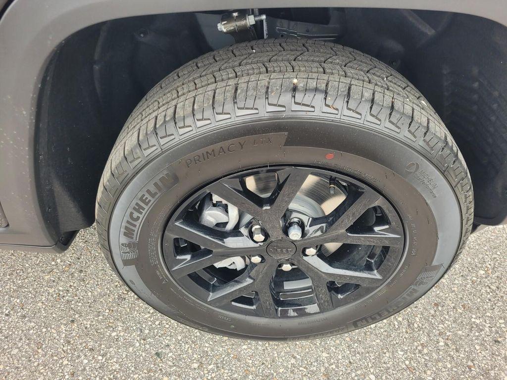 new 2025 Jeep Grand Cherokee car, priced at $41,173