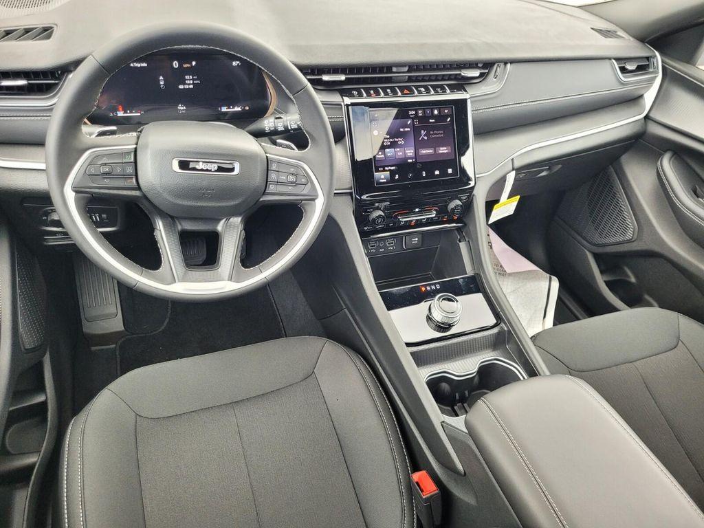 new 2025 Jeep Grand Cherokee car, priced at $36,510