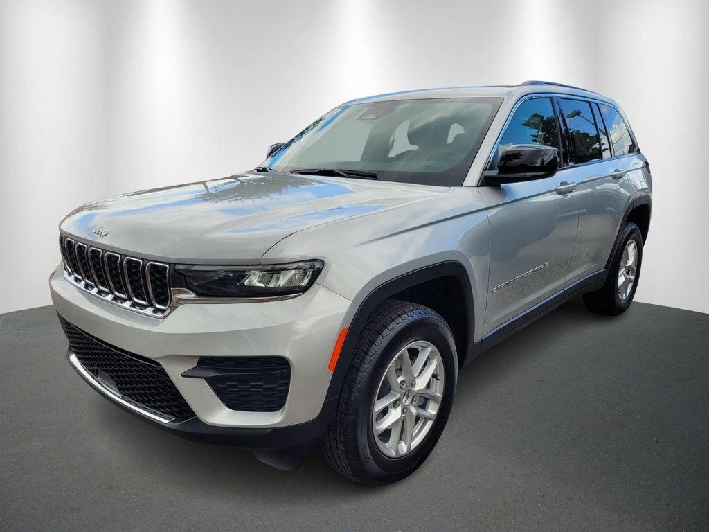 new 2025 Jeep Grand Cherokee car, priced at $36,510