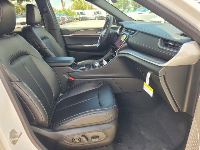 new 2025 Jeep Grand Cherokee L car, priced at $44,083