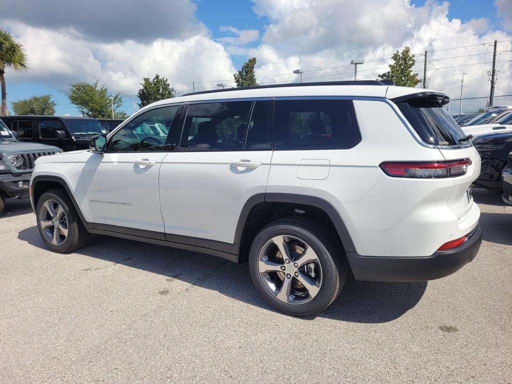 new 2025 Jeep Grand Cherokee L car, priced at $42,141