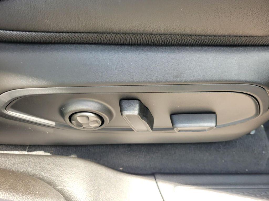 new 2025 Jeep Grand Cherokee car, priced at $42,159