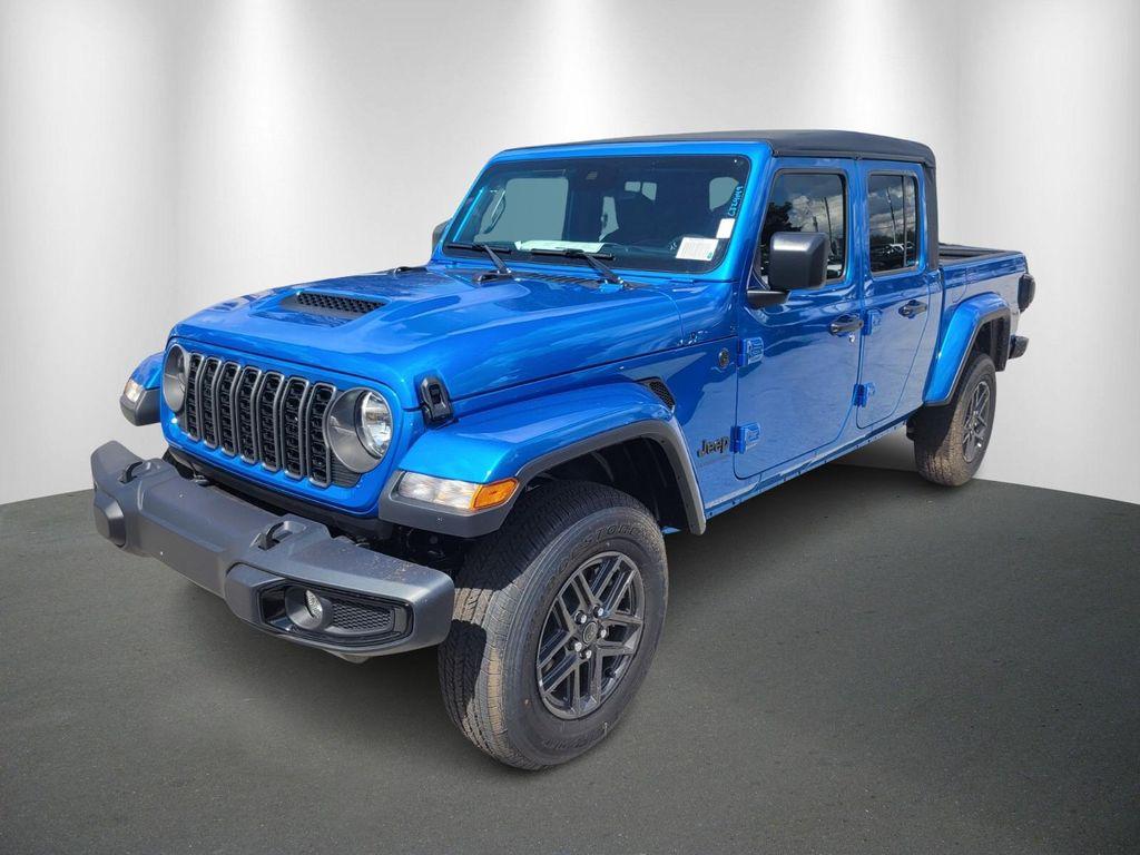new 2025 Jeep Gladiator car, priced at $43,140