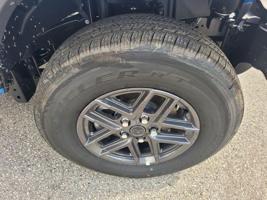 new 2025 Jeep Gladiator car, priced at $43,140