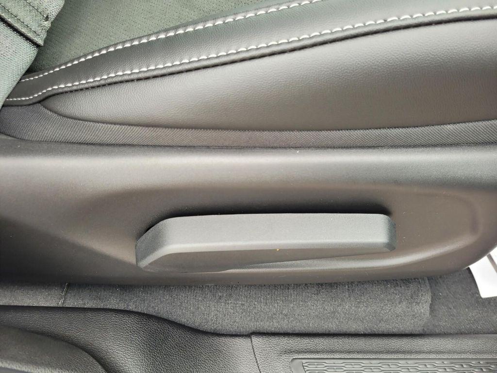 new 2025 Jeep Grand Cherokee L car, priced at $37,282