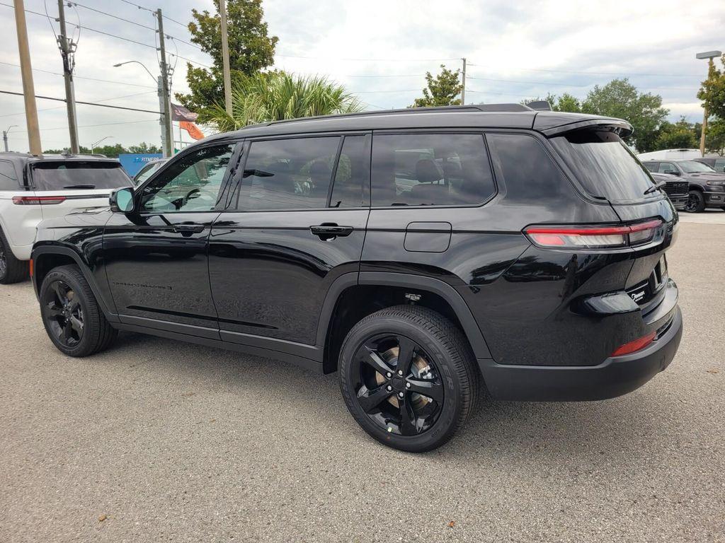 new 2025 Jeep Grand Cherokee L car, priced at $37,282
