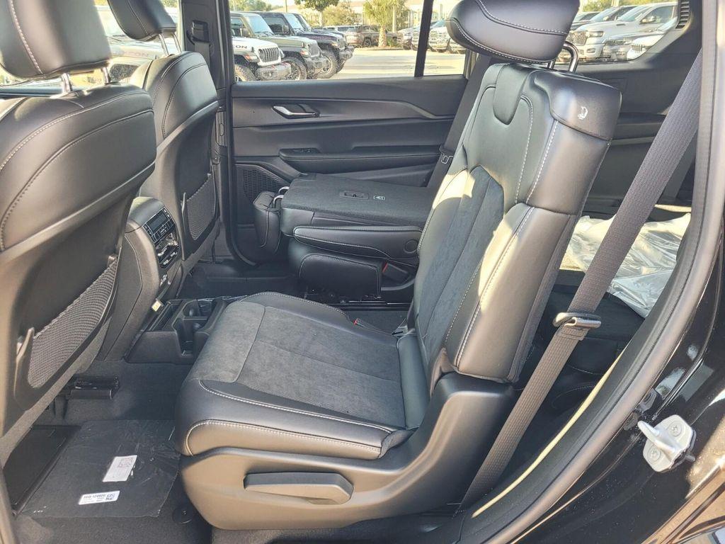 new 2025 Jeep Grand Cherokee L car, priced at $41,808