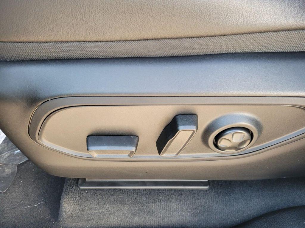 new 2025 Jeep Grand Cherokee L car, priced at $41,808