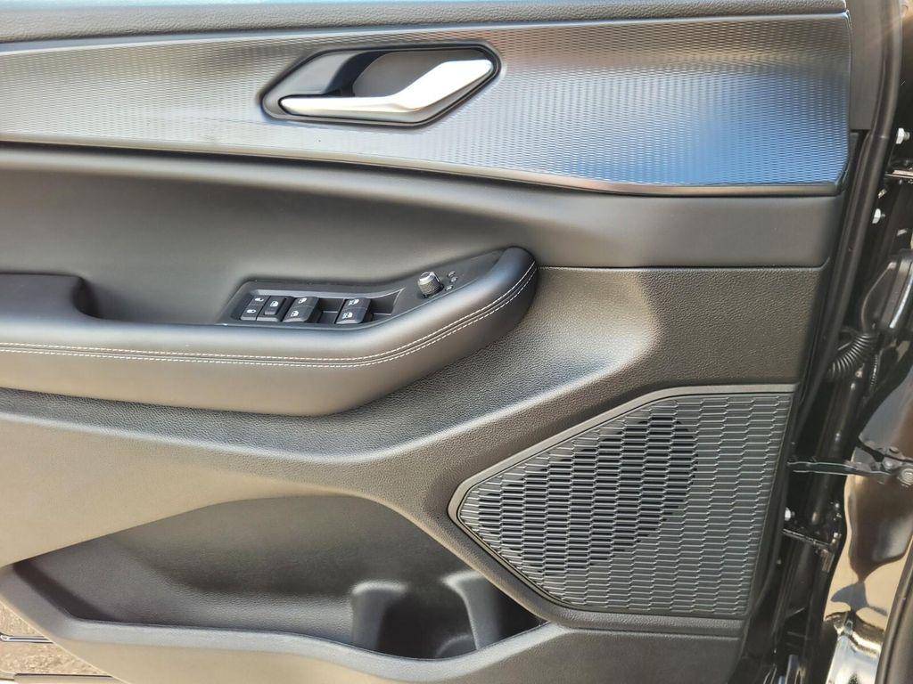 new 2025 Jeep Grand Cherokee L car, priced at $41,808