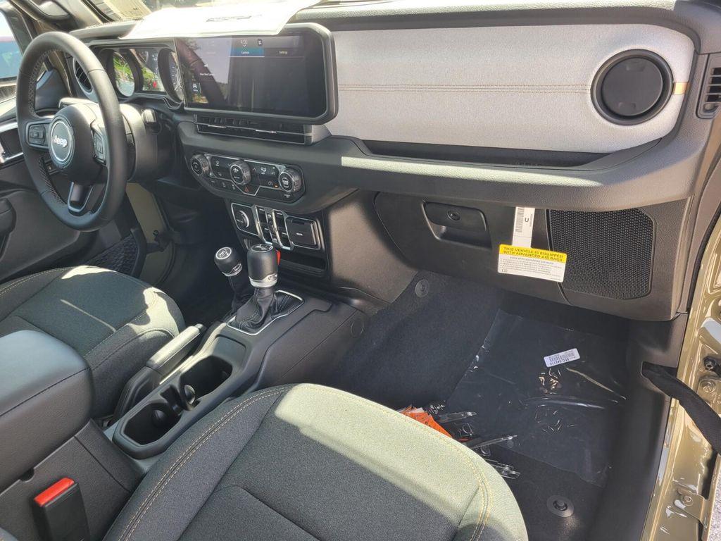 new 2025 Jeep Wrangler car, priced at $40,374