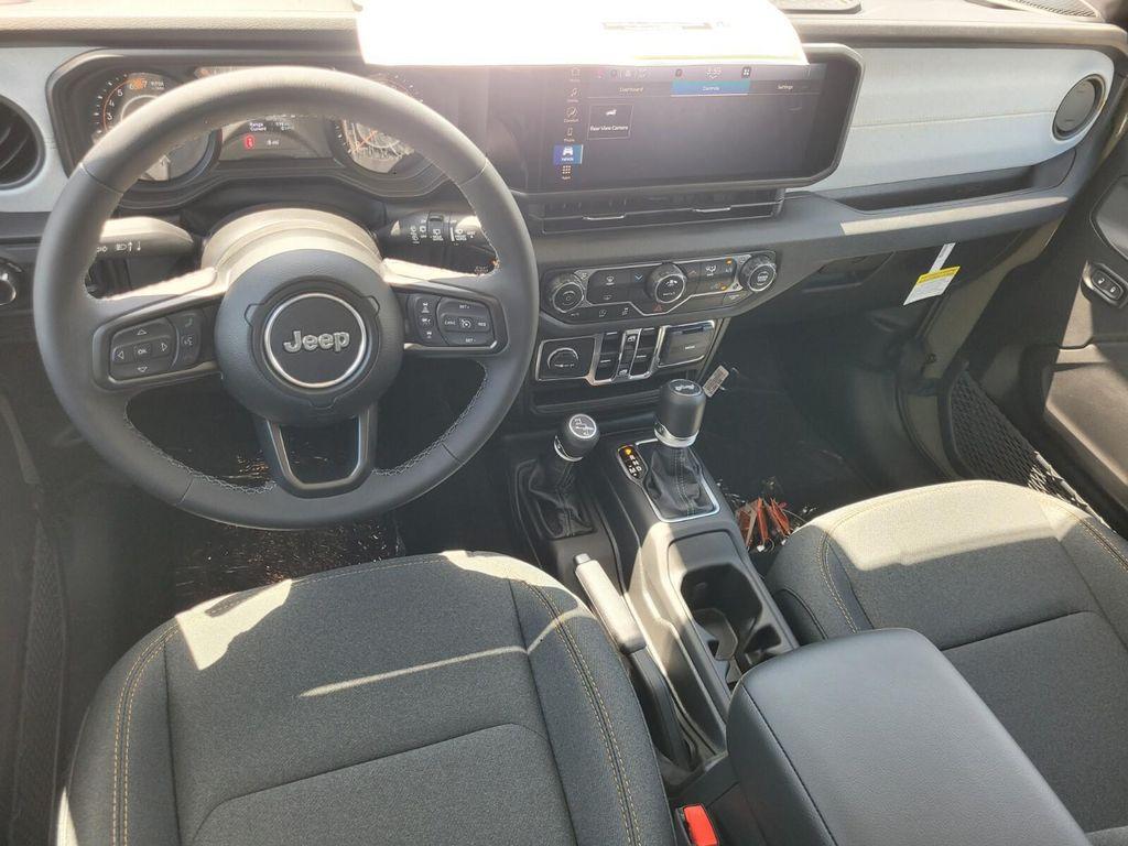 new 2025 Jeep Wrangler car, priced at $40,374