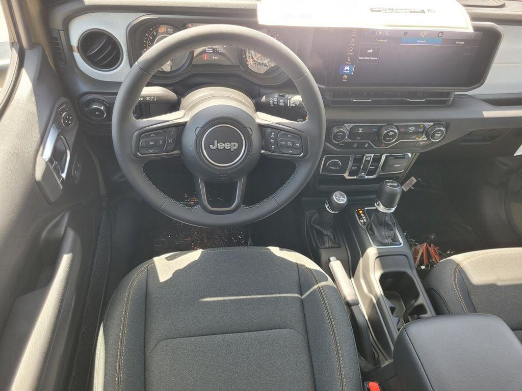 new 2025 Jeep Wrangler car, priced at $40,374
