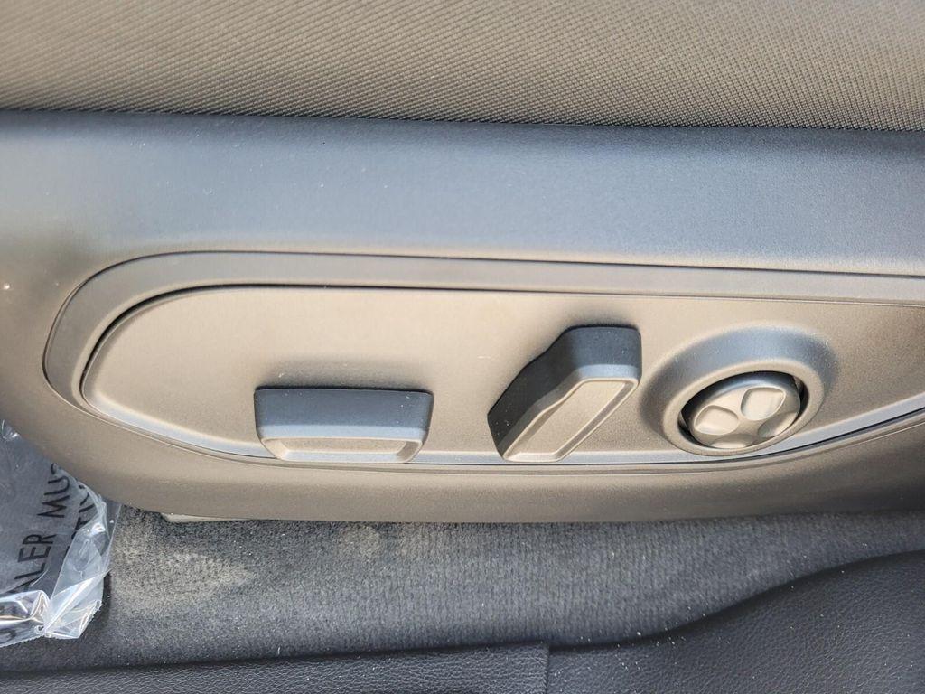 new 2025 Jeep Grand Cherokee L car, priced at $38,361