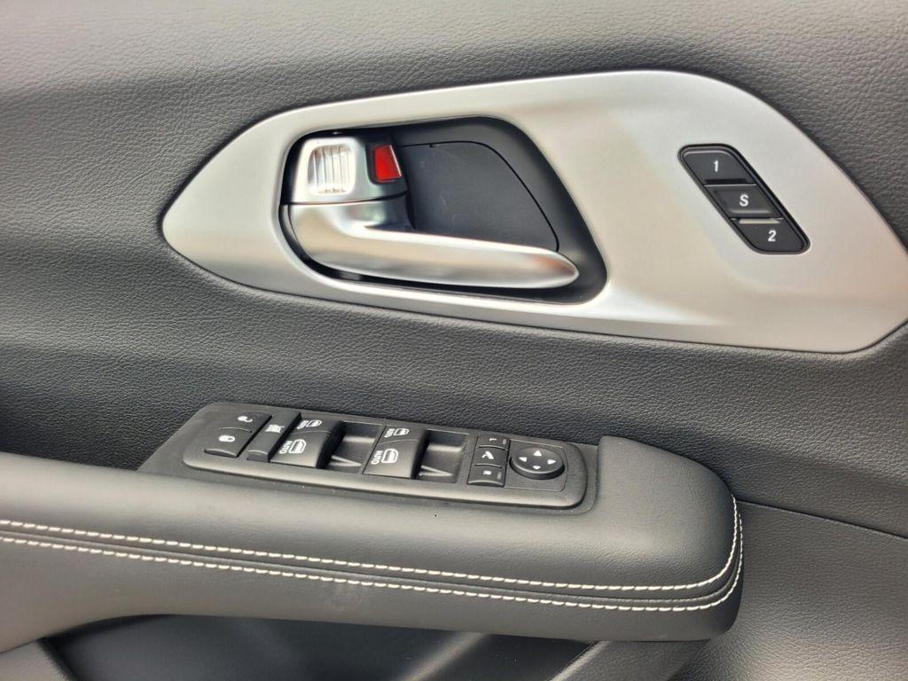 new 2026 Chrysler Pacifica car, priced at $48,473