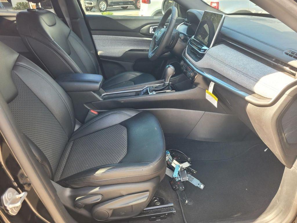 used 2024 Jeep Compass car, priced at $21,600
