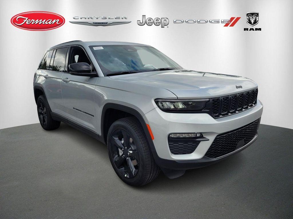 new 2025 Jeep Grand Cherokee car, priced at $42,843