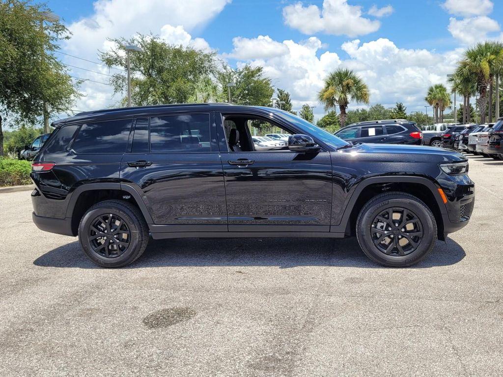 new 2025 Jeep Grand Cherokee L car, priced at $39,022