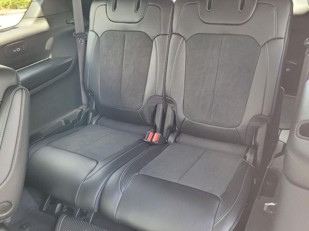 new 2025 Jeep Grand Cherokee L car, priced at $39,022