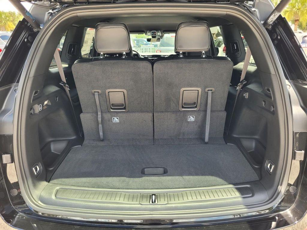 new 2025 Jeep Grand Cherokee L car, priced at $39,022