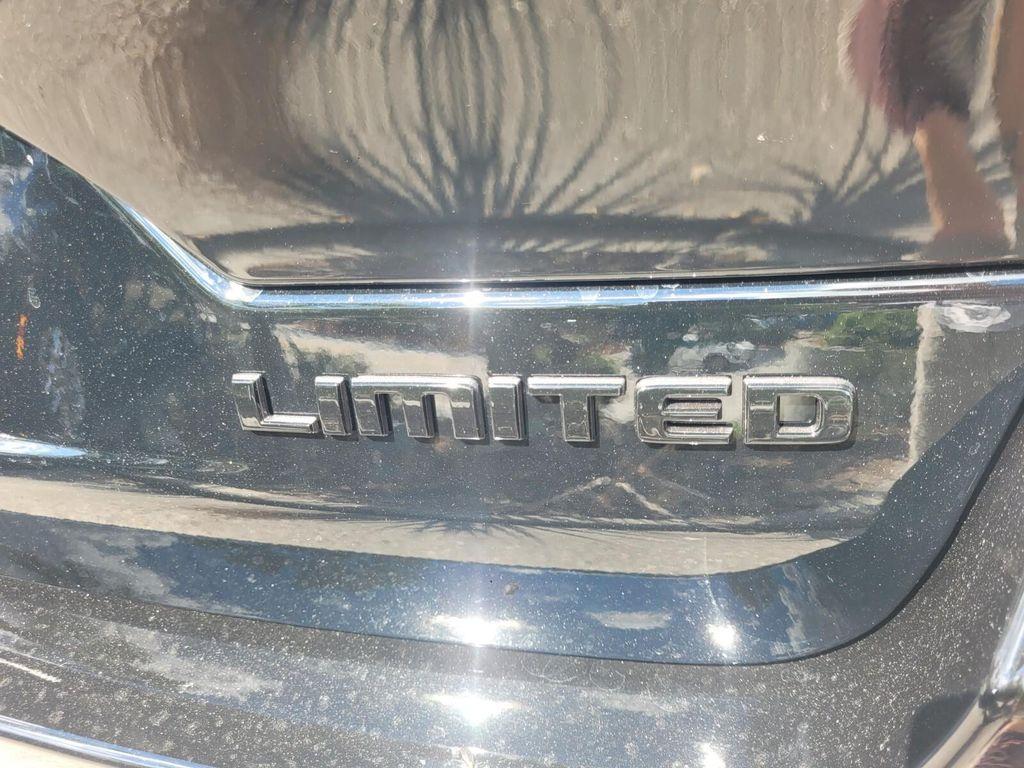 new 2025 Jeep Grand Cherokee car, priced at $44,142