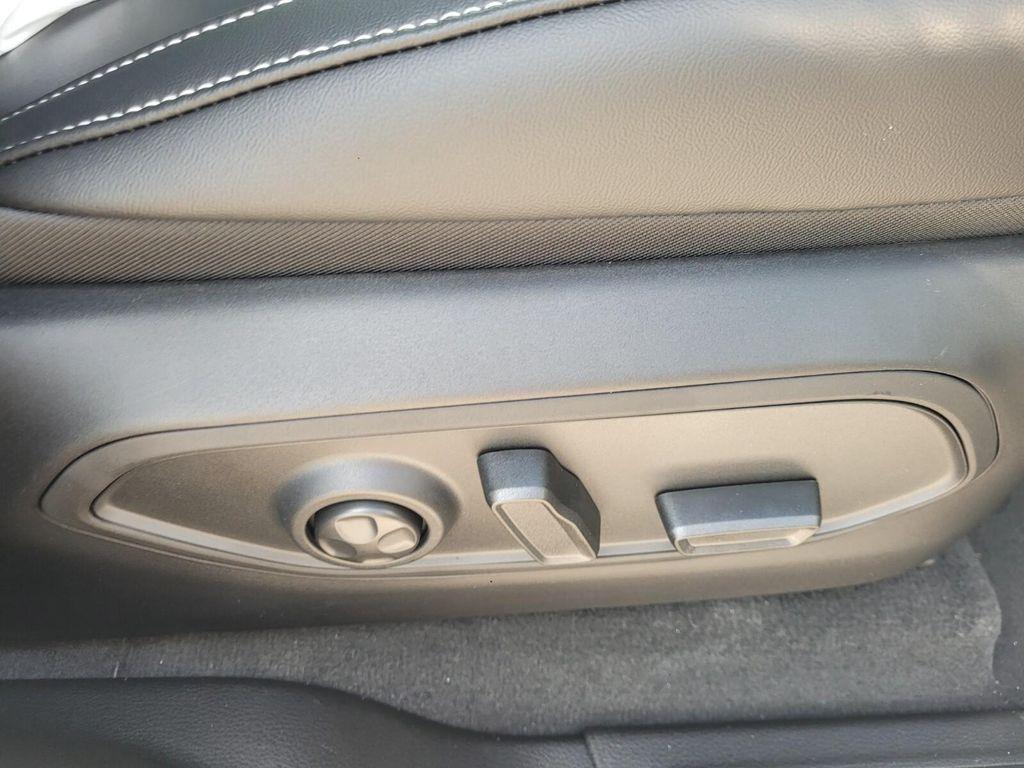 new 2025 Jeep Grand Cherokee car, priced at $44,142