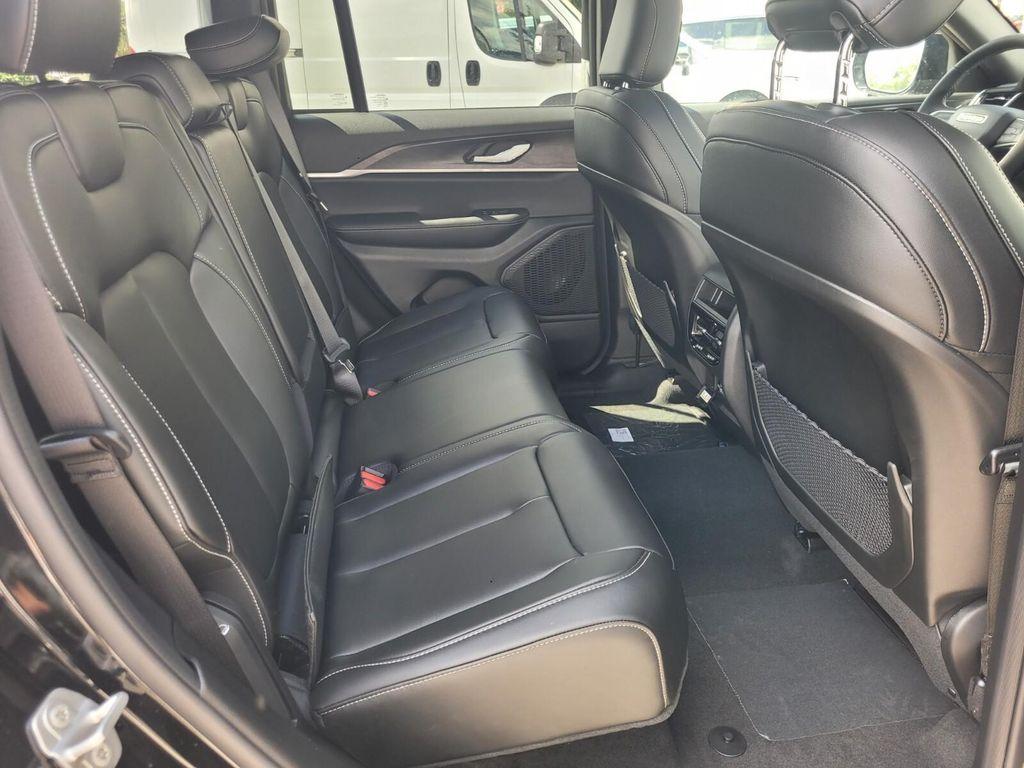 new 2025 Jeep Grand Cherokee car, priced at $44,142