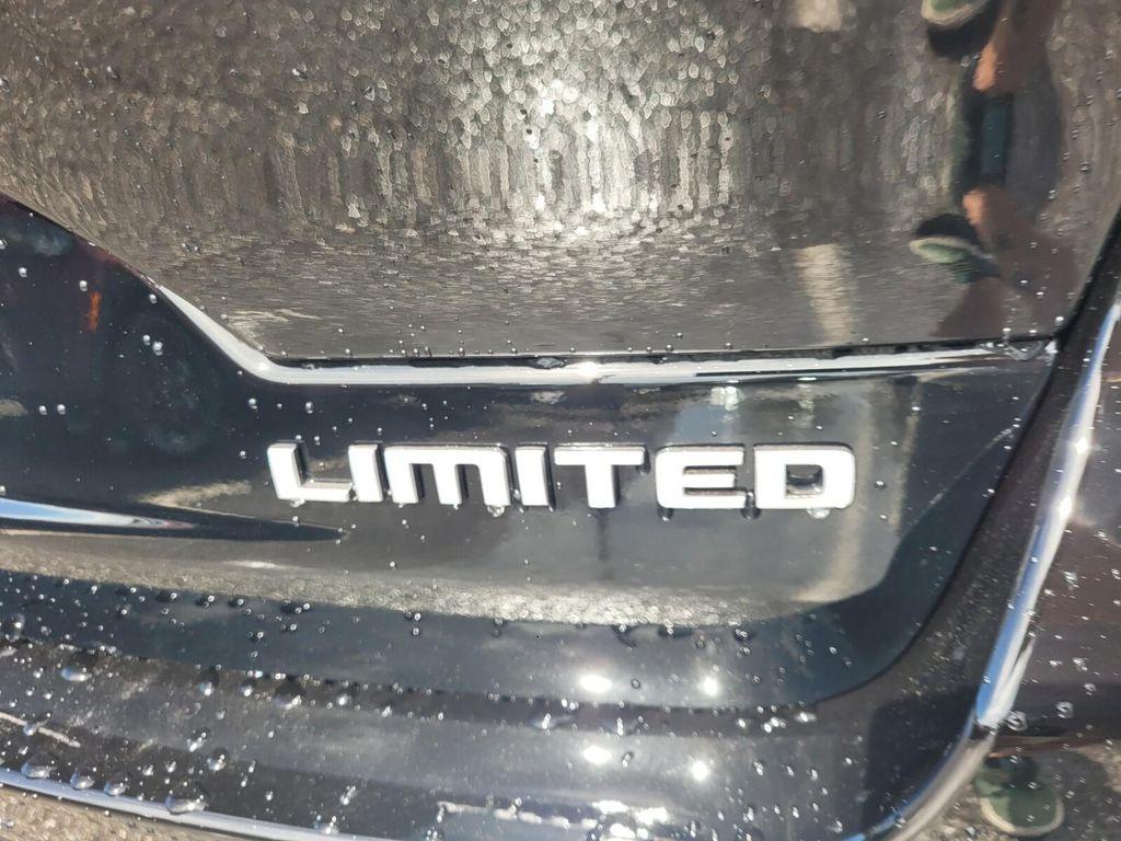 new 2025 Jeep Grand Cherokee car, priced at $46,558